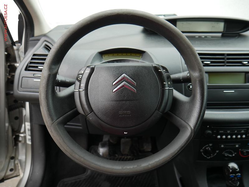 Citroën C4 (2007) 1.4i, ČR - fotka 15 z 16
