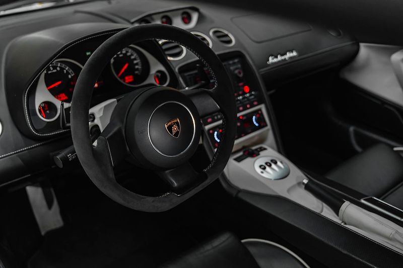 Lamborghini Gallardo 5.0 SE, 142/250, Lift, Kamera, - fotka 27 z 40