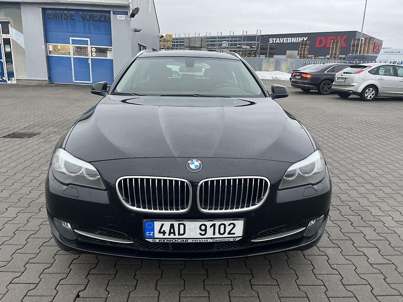 BMW Řada 5 (2014) KOMBI 525 Xdrive - fotka 1 z 14