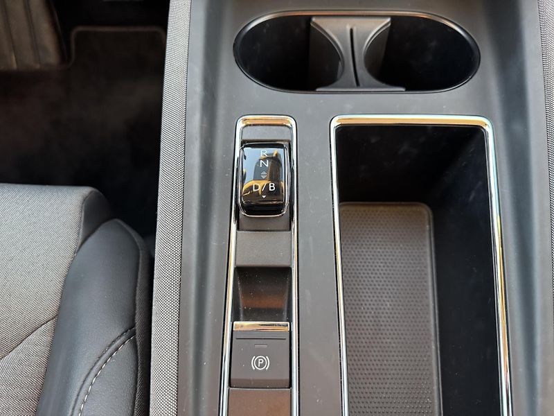 Škoda Enyaq 109 kW 55 kWh Kamera SoH 94,5% - fotka 16 z 27