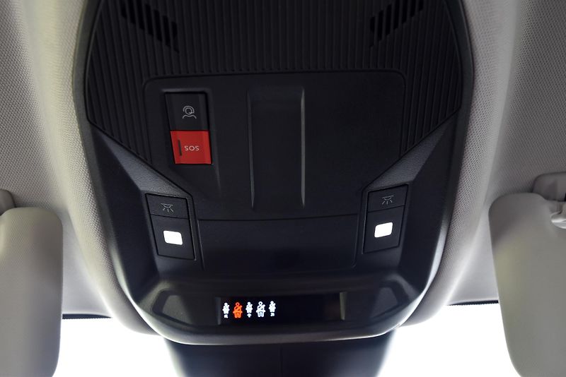 Peugeot 308 1.2 PureTech A/T,LED,TEMP,DPH - fotka 43 z 57
