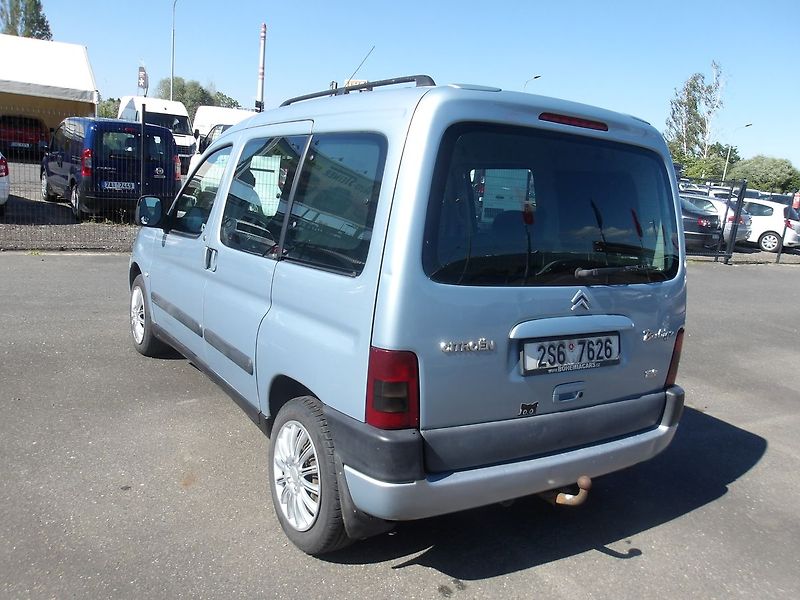 Citroën Berlingo 2,0HDi 2xŠOUPAČKY,KLIMA ! - fotka 9 z 25