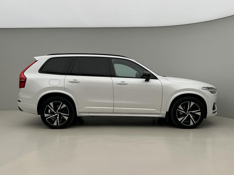 Volvo XC90 B5 AWD R-DESIGN 7 MÍST AUT  - fotka 10 z 47