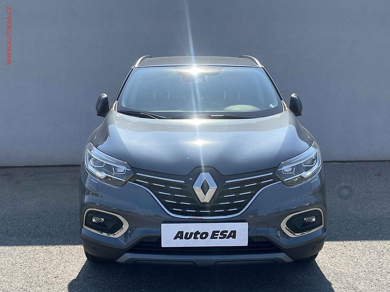 Renault Kadjar (2021) 1.3TCE, 1.maj,ČR, LED, navi - fotka 2 z 15