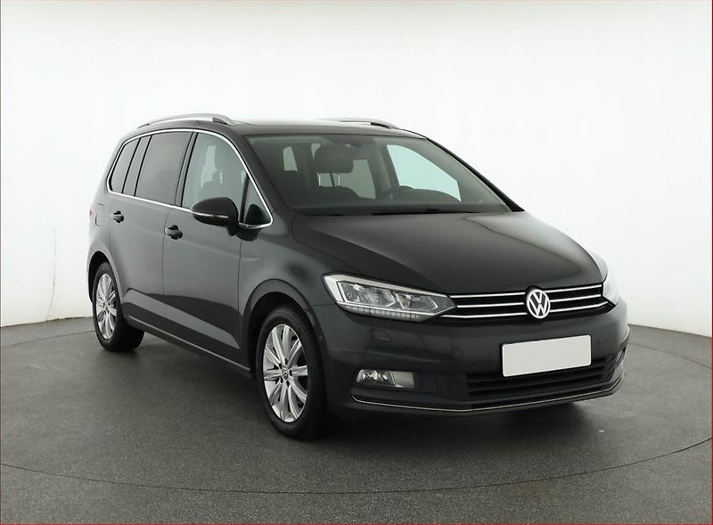 Volkswagen Touran (2017) 2.0 TDI, Automat, Navi - fotografie inzerátu