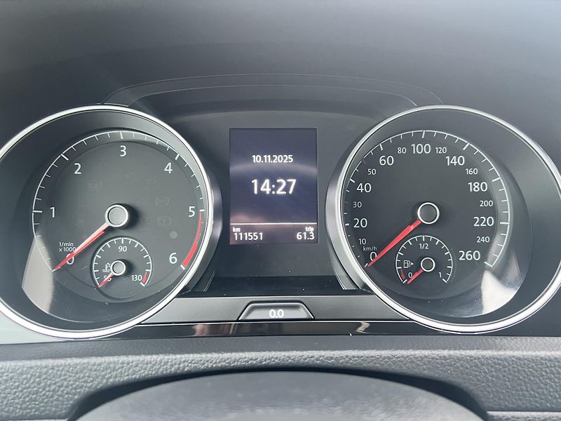 Volkswagen Golf IQ.DRIVE 1.6TDi DSG KLIMA ALU - fotka 17 z 55