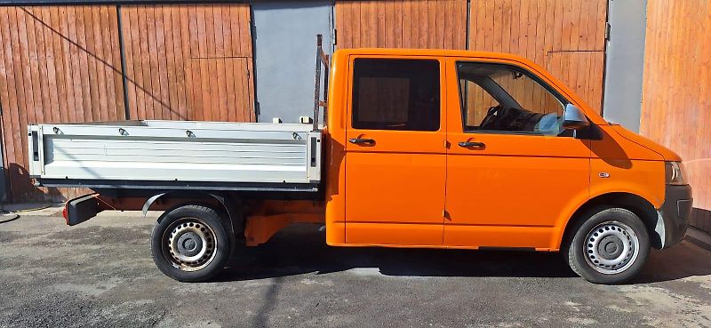 Volkswagen Transporter (2011) T5 2,0TDi DOKA 6míst valník - fotka 8 z 18