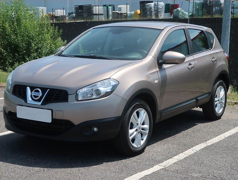 Nissan Qashqai (2012) 1.6 dCi, Serv.kniha, Navi - fotka 2 z 21