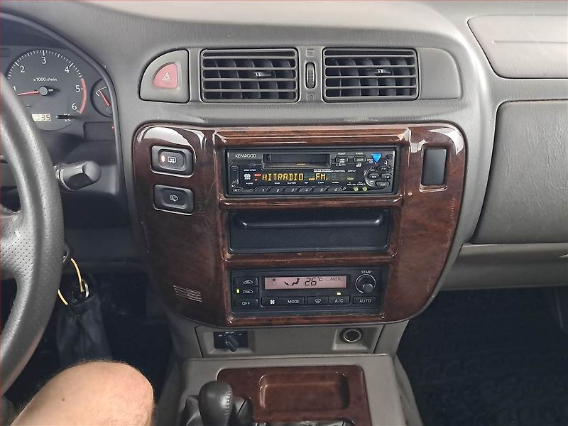 Nissan Patrol (2003) 3.0 DTi, 4X4 - fotka 12 z 14