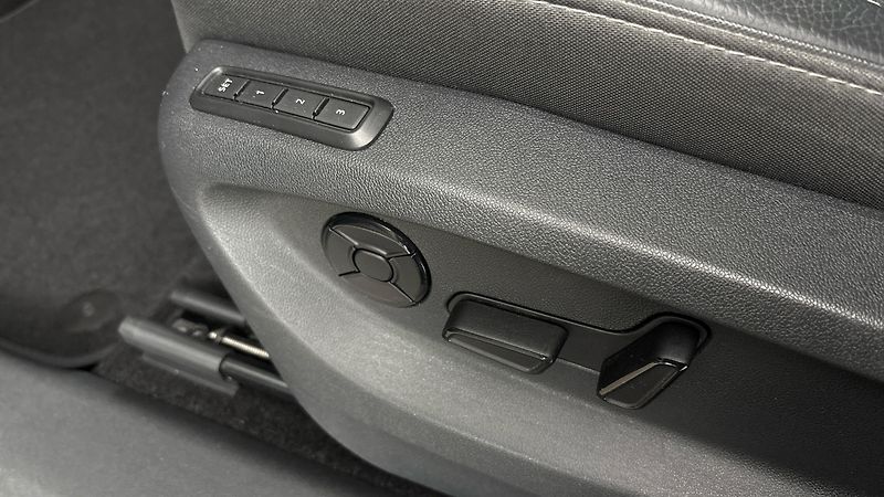 Škoda Kodiaq 2.0 TDI DSG 4x4 Exclusive Sele - fotka 22 z 35