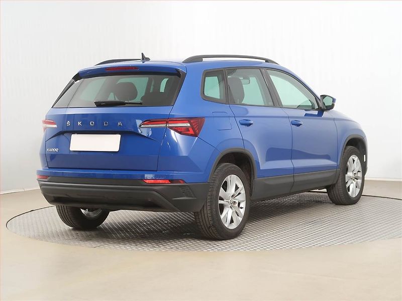 Škoda Karoq (2023) 2.0 TDI, Navi, Tempomat - fotka 5 z 15