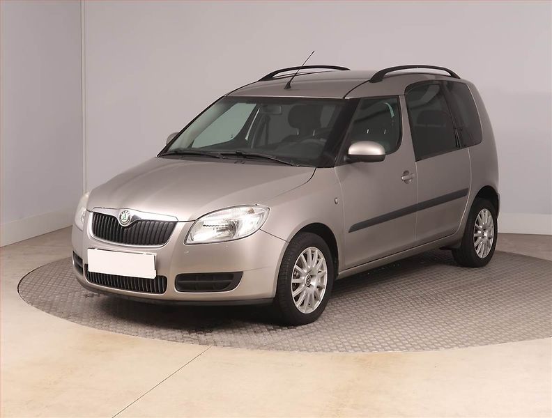 Škoda Roomster (2008) 1.4 16V, po STK, jezdí výborně - fotka 2 z 15
