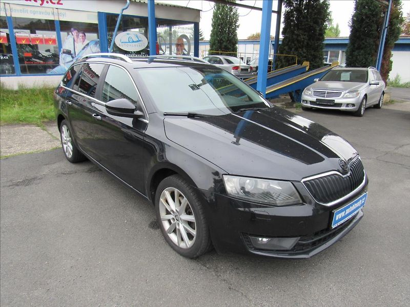 Škoda Octavia 2,0 TDI 110kW DSG Combi - fotka 3 z 31