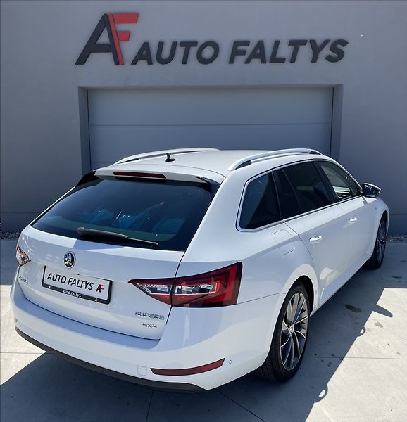 Škoda Superb 2,0 TDI 140KW 4X4 L&K DSG,ČR. - fotka 3 z 36