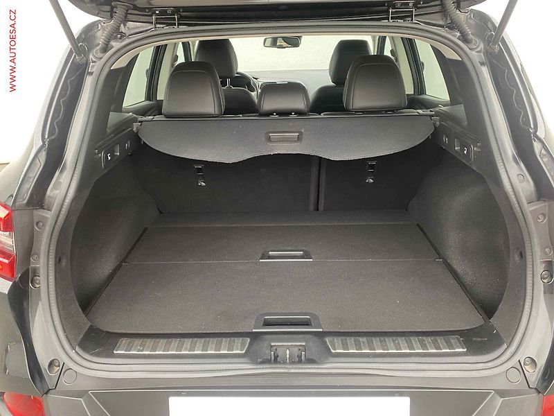 Renault Kadjar (2016) 1.2TCe, Intense, AT, LED - fotka 7 z 18
