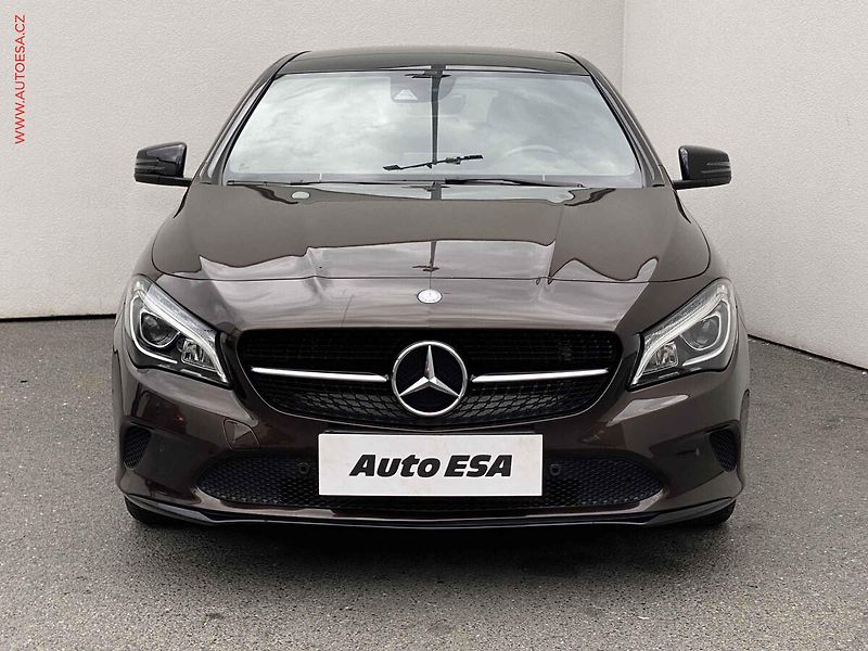 Mercedes-Benz CLA (2017) 1.6T 200, AT, LED, navi - fotka 2 z 18
