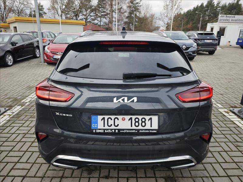 Kia XCeed 1,5 T-GDI 7DCT automat  TOP - fotka 5 z 21