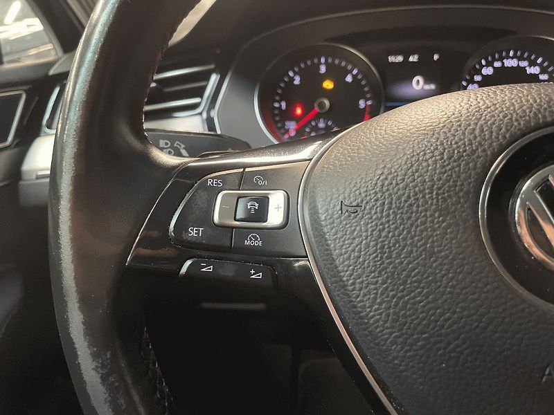 Volkswagen Passat (2017) 2.0TDI,140kW,DSG,HIGHLINE,DPH, - fotka 16 z 41