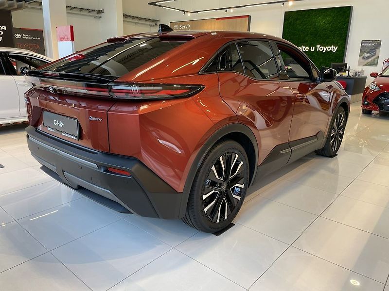 Toyota C-HR BEV 224k ODBĚR IHNED - fotka 6 z 24