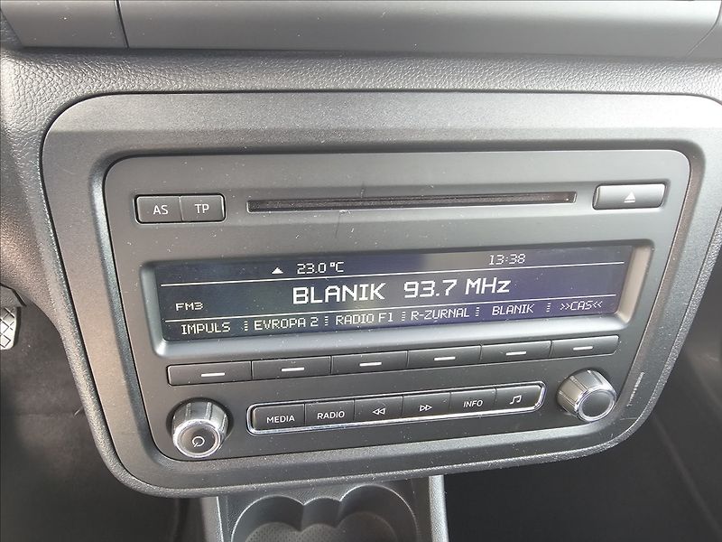 Škoda Fabia II 1,2TSi 63 KW Fresch STK - fotka 19 z 41