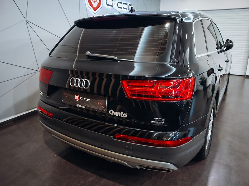 Audi Q7 3.0TDI, Quattro S-line 200kw - fotka 6 z 32