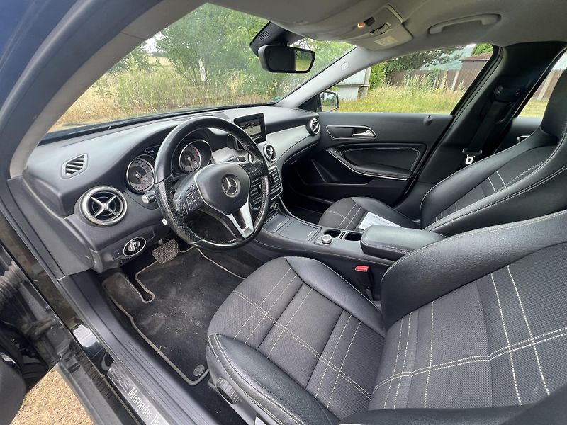 Mercedes-Benz GLA GLA 220 CDI 125 kw 4x4 - fotka 12 z 22
