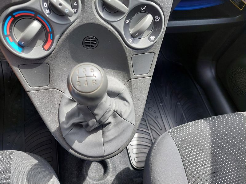 Fiat Panda (2010) 1.1 Active - fotka 12 z 28