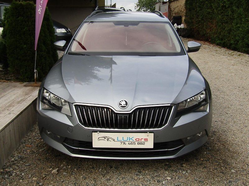 Škoda Superb (2017) 1.6 TDI 88kW - fotka 6 z 40