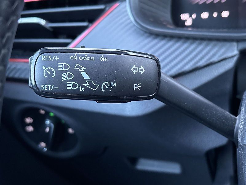 Škoda Kamiq (2024) 1.5 TSI DSG Monte Carlo - fotka 19 z 33