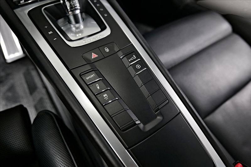 Porsche 911 Turbo / BURMESTER /CHL.SED - fotka 21 z 25