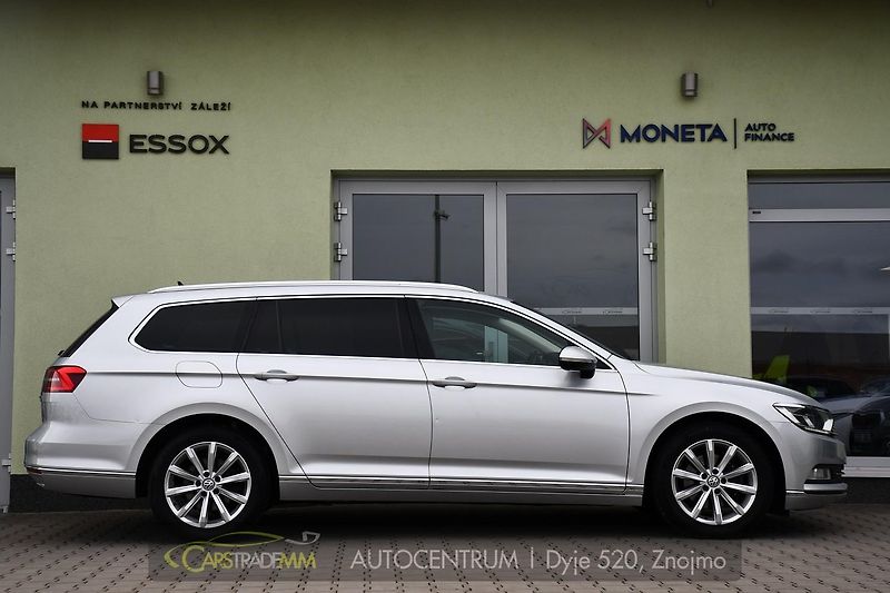 Volkswagen Passat 2,0TDi DSG NAVI 2xKOLA  - fotka 7 z 51