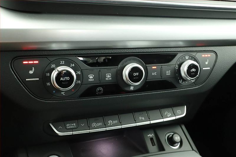 Audi Q5 (2022) 40 TDI - fotka 11 z 18