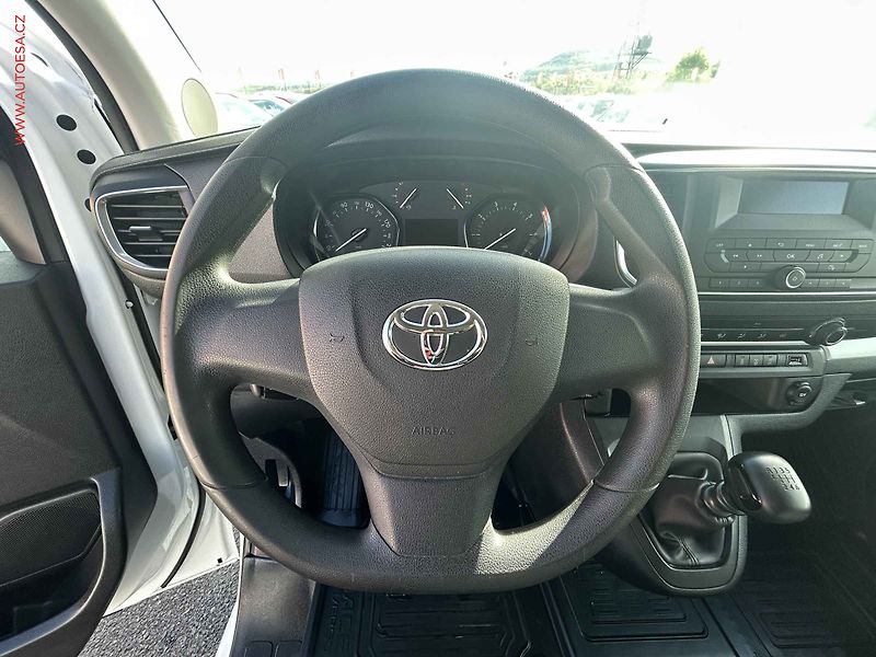 Toyota ProAce Verso (2019) 2.0D-4D L3 9míst, 110kW, AC - fotka 13 z 17