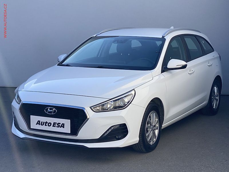 Hyundai i30 (2020) 1.6 CRDi SW, 1.maj,ČR - fotka 3 z 18