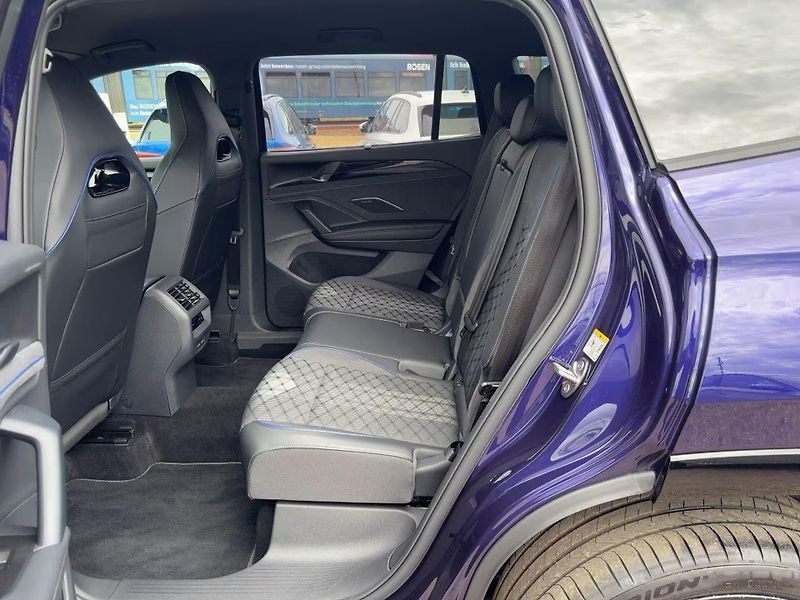 Volkswagen Tayron eHybrid 200kW R-Line 360 HuD - fotka 7 z 12