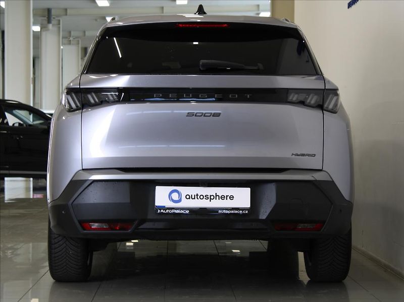 Peugeot 5008 1,2 Hybrid Allure 20tkm. ČR - fotka 4 z 28