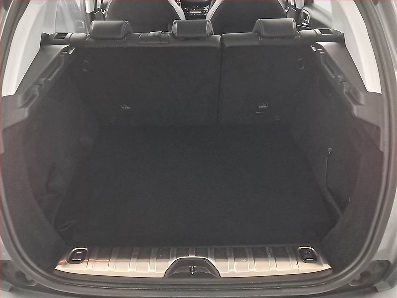 Peugeot 2008 (2016) Allure 1.2 PureTech, Automat - fotka 14 z 18