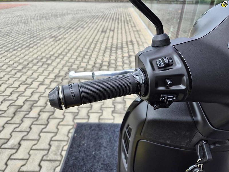 Vespa (2026) GTS 310 SUPERSPORT - fotka 38 z 60
