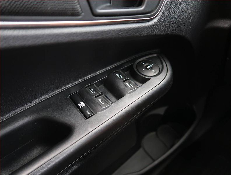 Ford B-MAX (2014) Trend 1.0 EcoBoost, po STK - fotka 15 z 15