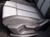 Opel Grandland Ultimate Hybrid 1.2T 107kW - náhled 32