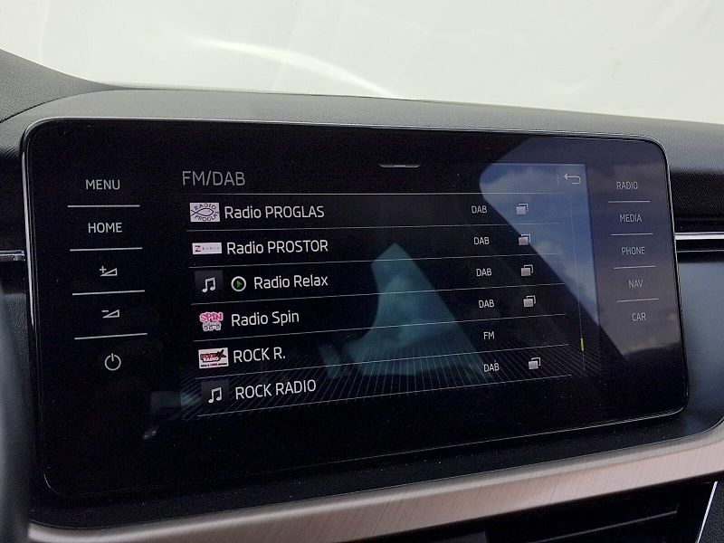 Škoda Scala (2023) Style Business 1,0 Tsi 81 Kw D - fotka 16 z 35