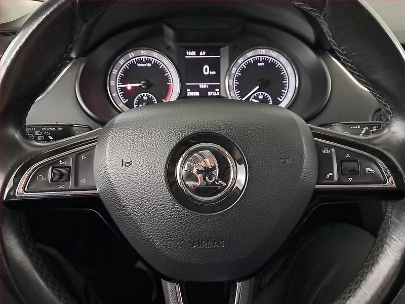 Škoda Octavia (2017) Style 2.0 TDI 4x4, Serv.kniha - fotka 16 z 17