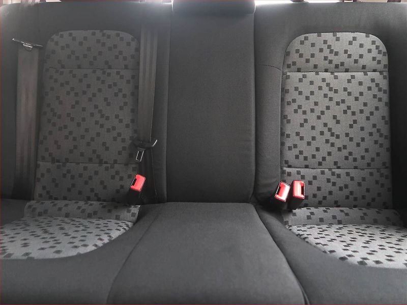 Škoda Fabia (2006) 1.2 12V, jezdí dobře - fotka 10 z 14