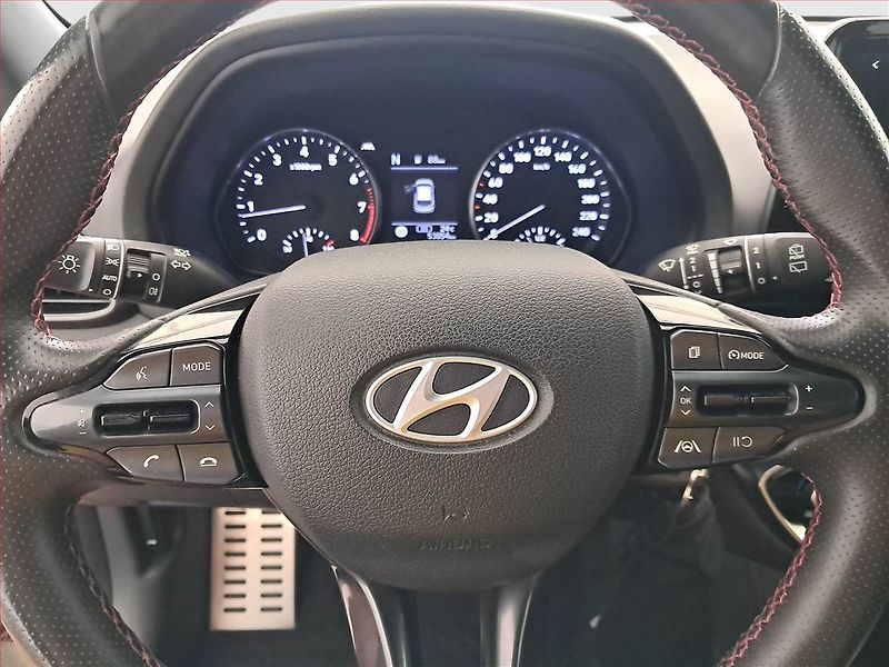 Hyundai i30 (2023) N-Line 1.5 T-GDI MHEV - fotka 18 z 18