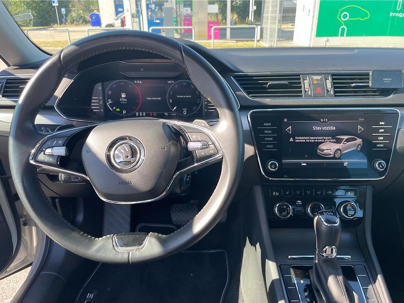 Škoda Superb 2.0 TDi DSG 7st. STYLE - fotka 17 z 26