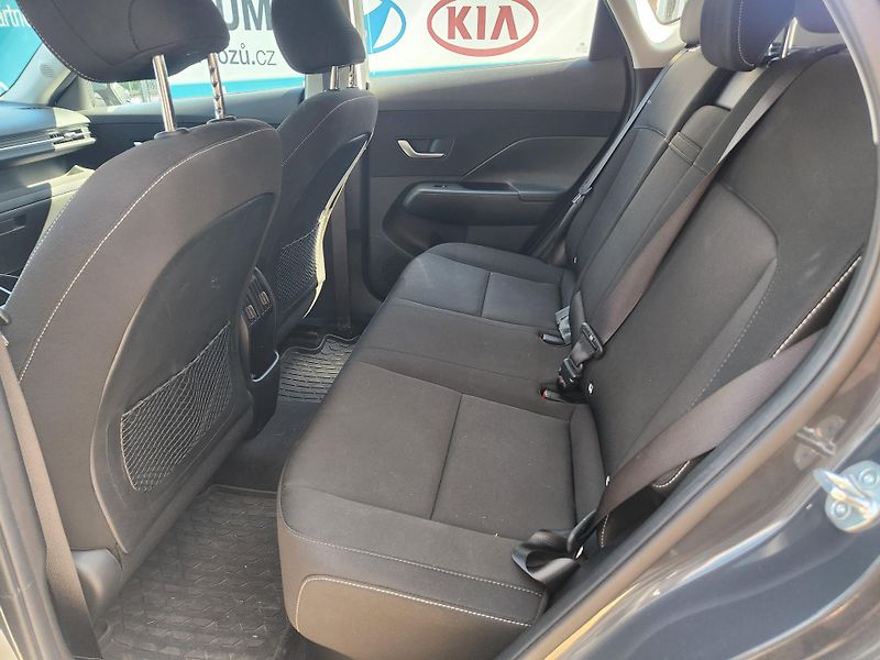Hyundai Kona 1.6-NAVI-KAMERA-AUTOMAT - fotka 14 z 16