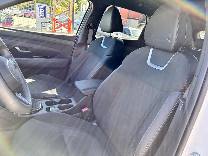 Hyundai Tucson 1.6T-GDi 118kW REZERVACE - fotka 10 z 31