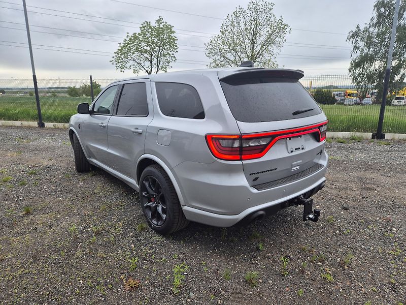 Dodge Durango (2025) SRT HELLCAT SILVER BULLET - fotka 3 z 9
