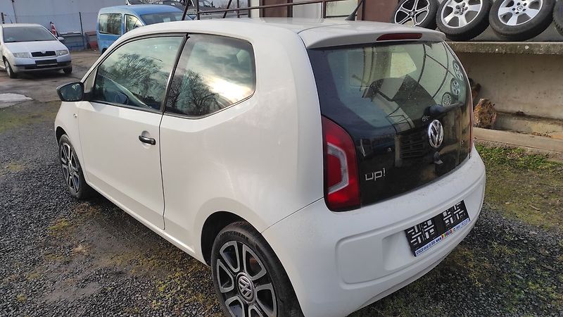 Volkswagen up! 1.0 White - fotka 3 z 17