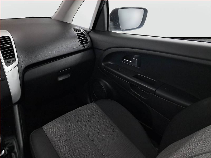 Kia Venga (2012) 1.4 CVVT, ČR,1.maj, Serv.kniha - fotka 8 z 14